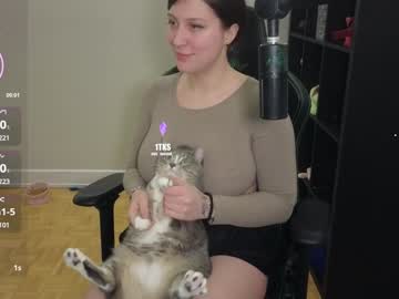 girl
        alexa_dream cam image #6744636