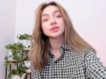 girl
        elizabeth__gray cam image #728380