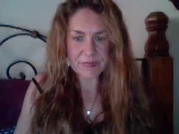 girl
        mumnextdoor cam image #2823189
