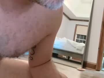 couple
        megangauge18 cam image #4401947