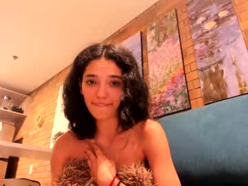 girl
        makayla77 cam image #315033