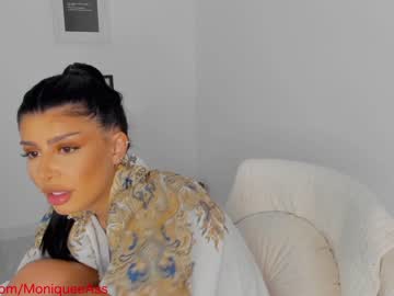 girl
        moniqueeass cam image #1750550