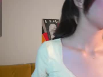 girl
        seulbi cam image #6438455