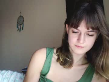 girl
        _minnie_boo_ cam image #108470