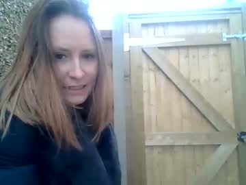 girl
        eatmypie69 cam image #2960676