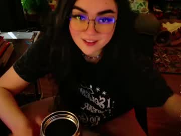 girl
        annatigarr cam image #4177591