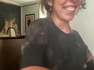 girl
        delanomalek cam image #4176868