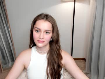 girl
        creammraspberry cam image #2047334