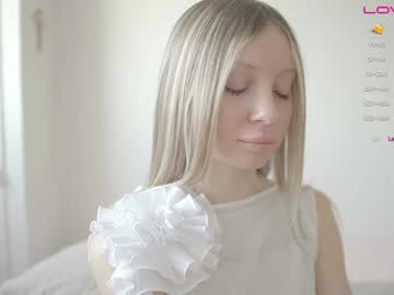 girl
        pureangeldolores cam image #3182705