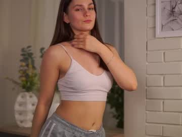 girl
        philomenacutsforth cam image #6101771