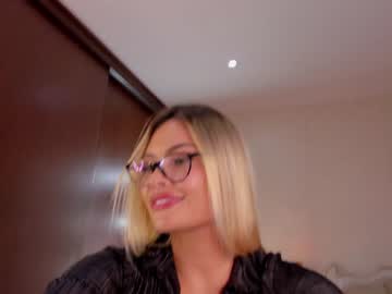 girl
        ana_carrera1 cam image #1463197
