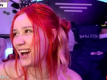 girl
        ziny_cosky cam image #322819