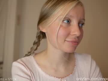 girl
        pureangeldolores cam image #2617593