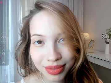 girl
        sunnivagaillard cam image #6587354
