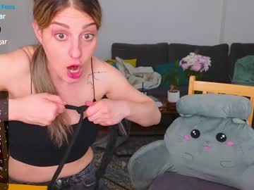 girl
        aprilxsugar cam image #4068552