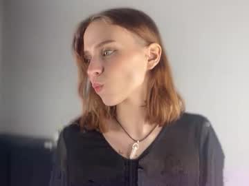 girl
        elvaappling cam image #5318104