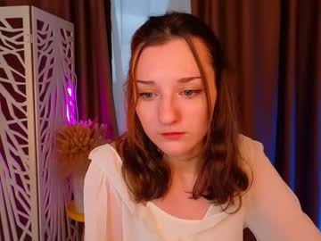 girl
        nikol0ll cam image #6271930