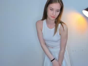 girl
        merciabeer cam image #4047520