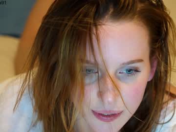 girl
        ellaa91 cam image #954133