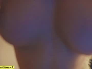 girl
        wild_schoolgirl cam image #2073881