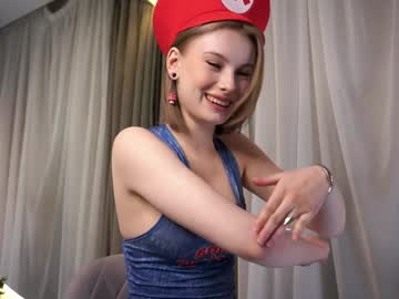 girl
        odeliabrownell cam image #5704465