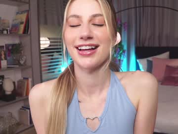 girl
        _icecrystal cam image #5259053