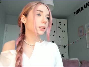 girl
        thisisamelia cam image #1453367