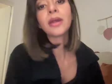 girl
        mayahepburn cam image #3352825