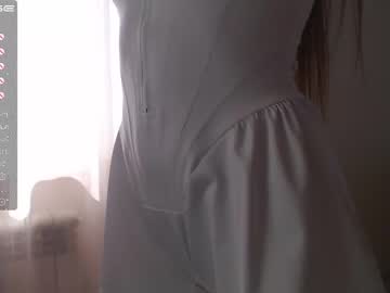 girl
        im_jasmine cam image #2147175