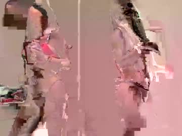 girl
        beccasaturn cam image #4582203