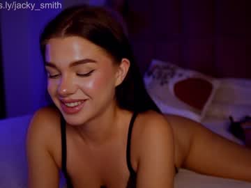 girl
        jacky_smith cam image #2071641
