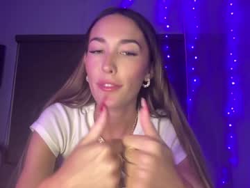 girl
        madelineprescott cam image #5113601