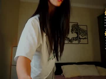 girl
        pollycilley cam image #4918375