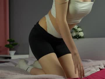 girl
        gidzenda cam image #4319998