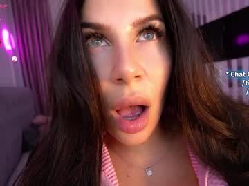 girl
        realmaria cam image #2996612