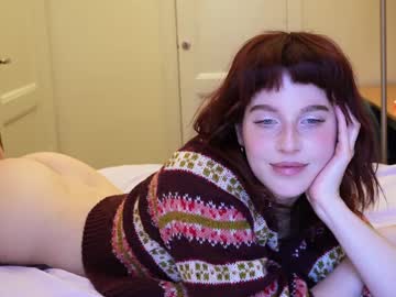 girl
        ellaa91 cam image #5734082