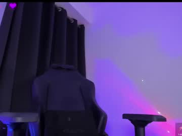 girl Cam Girls Get Busy With Their Dildos With No Shame with nanaleon