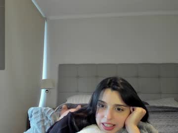 girl
        yourfreakygirl cam image #4860627