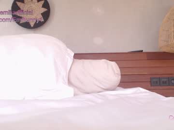 girl
        emilia98xxx cam image #2169362