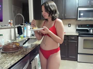 girl
        tiffanywest07 cam image #4869923