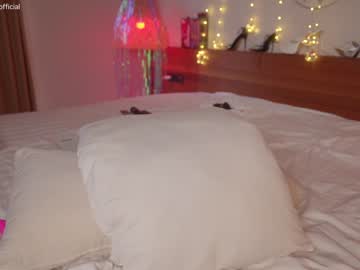 girl
        emilia98xxx cam image #3575505