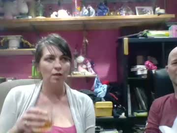 couple
        ash2mouth cam image #1048560