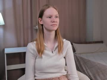 girl Cam Girls Get Busy With Their Dildos With No Shame with zarablumer