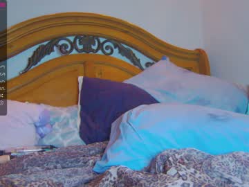 girl
        babysitter21 cam image #47868