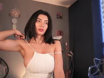 girl
        letiziafulkers1 cam image #2423846