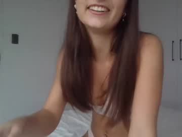 girl
        mikaylagymnast cam image #6381869