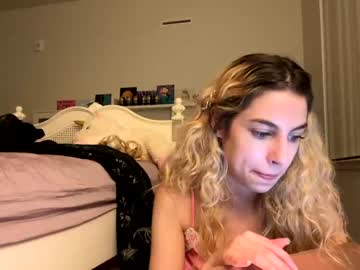 girl
        playboybarbie666 cam image #1946112