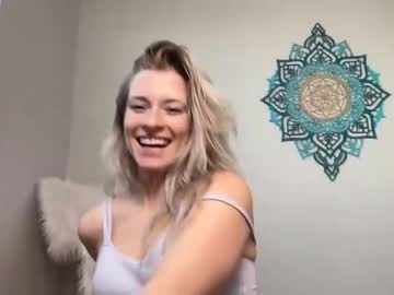 girl
        saraxjacob cam image #457518