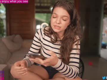 girl
        loollypop24 cam image #4507174