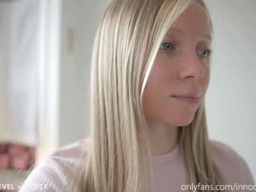girl
        pureangeldolores cam image #2767281